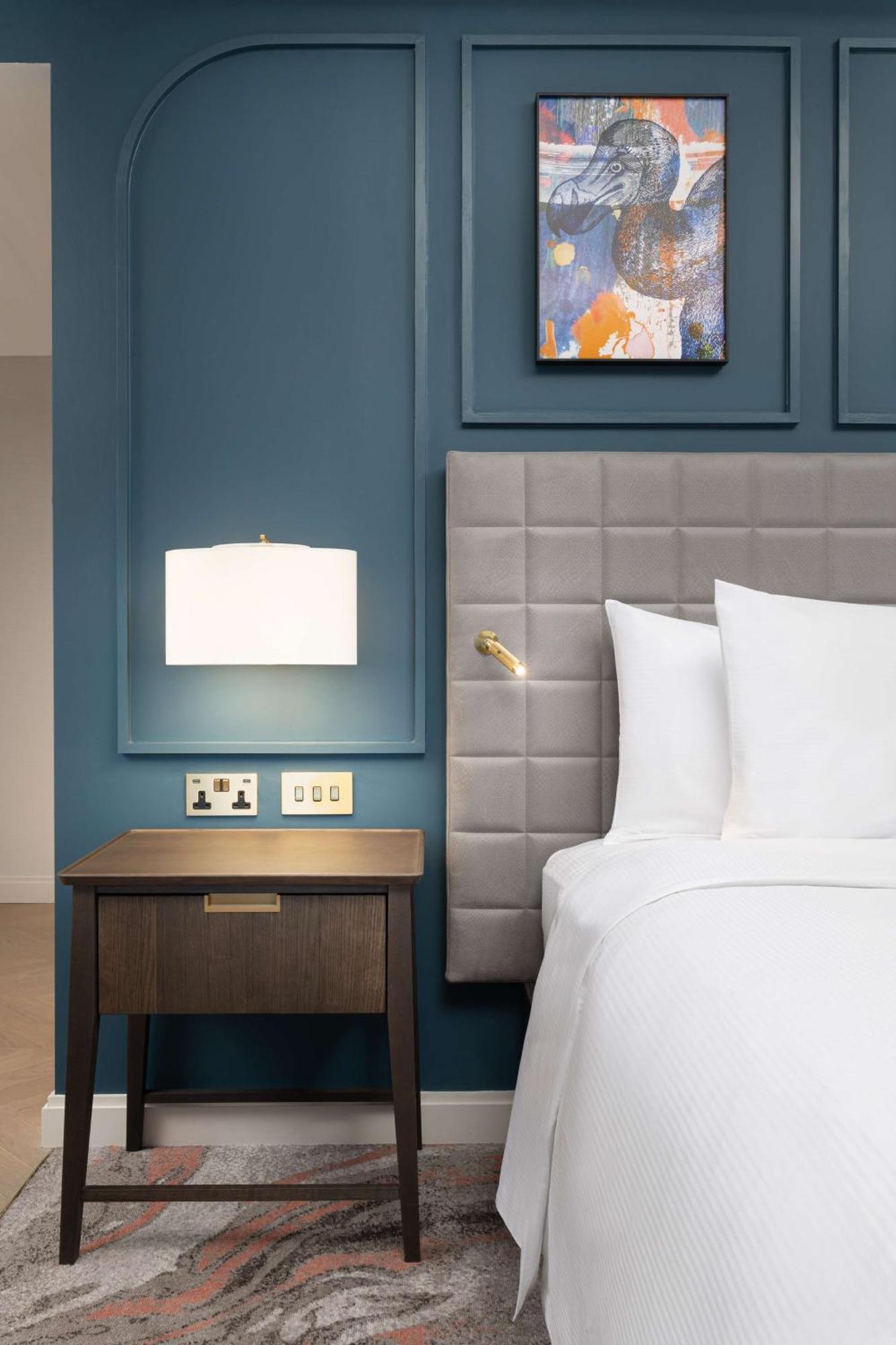 Lost Property St Pauls London, Curio Collection By Hilton Exteriör bild